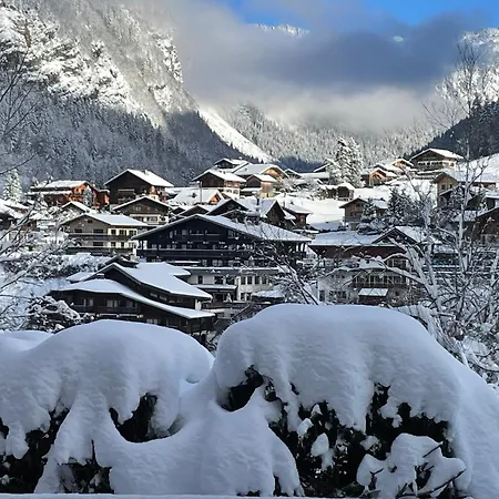 Chalet Yuki Morzine Exterior photo